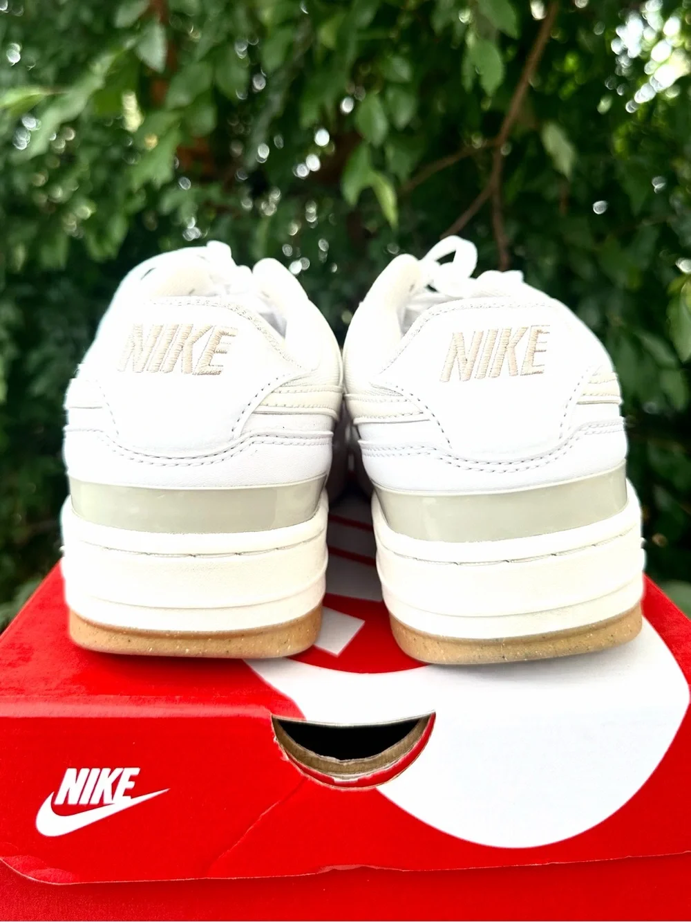 Nike Gamma Force White/Phantom-Light Bone Sneakers